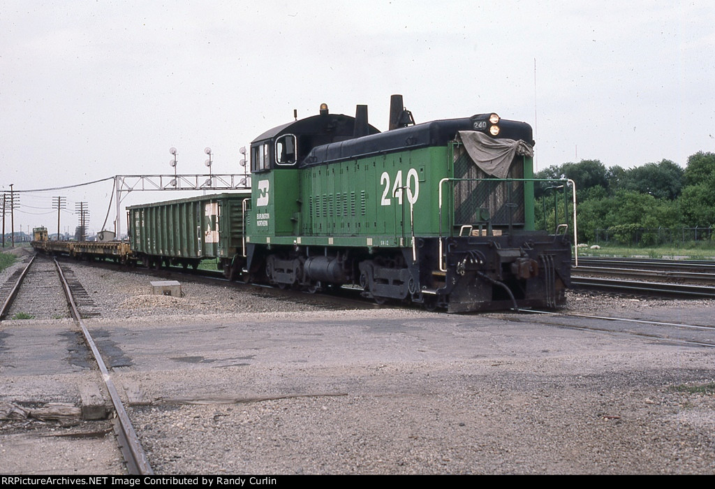 BN 240 at Eola